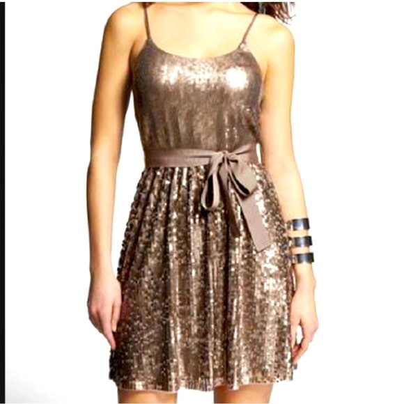 NWT Express Gold Bronze Sequin Mini Dress MSRP $108 Size XS Dance Party Cocktail - Picture 1 of 10